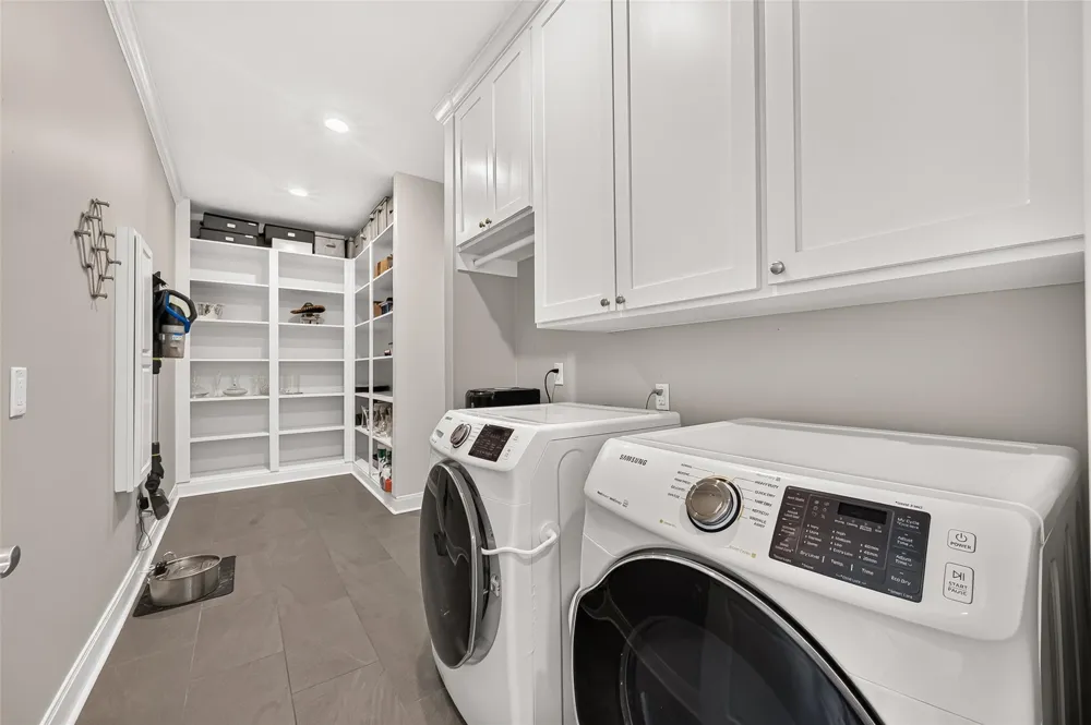 1122 Daria Drive Houston, TX 77079