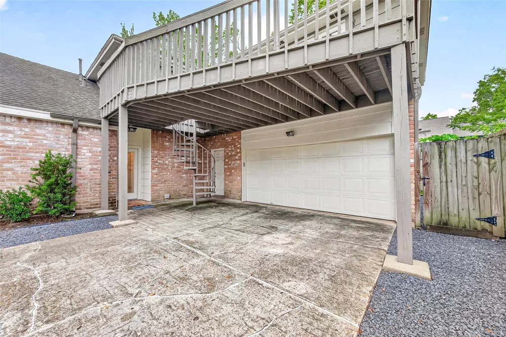 1122 Daria Drive Houston, TX 77079