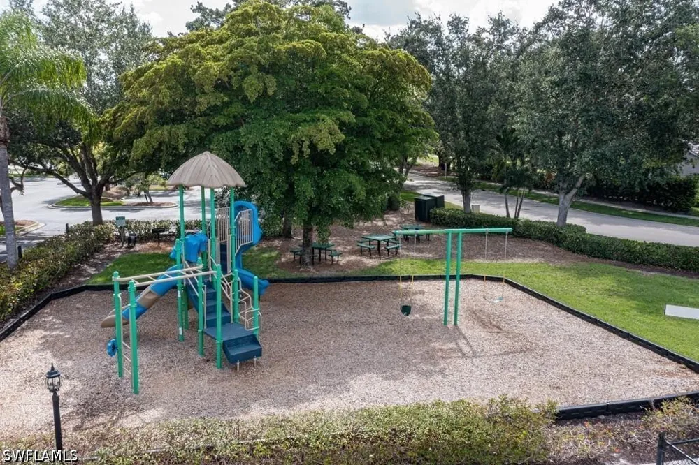 Heritage Greens Drive Naples, FL 34119