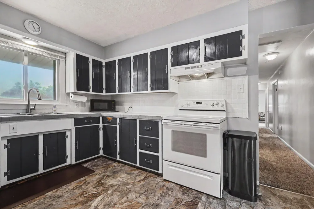 832 Jefferson Street Lowell, MI 49331