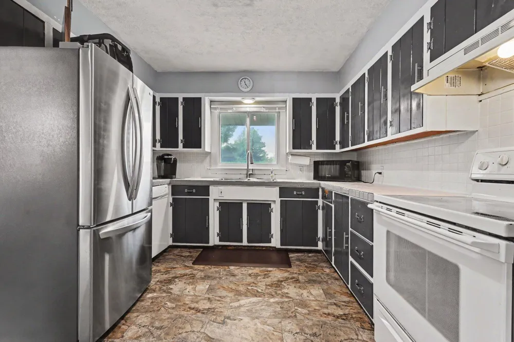 832 Jefferson Street Lowell, MI 49331