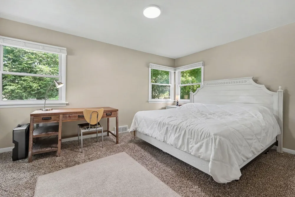 832 Jefferson Street Lowell, MI 49331