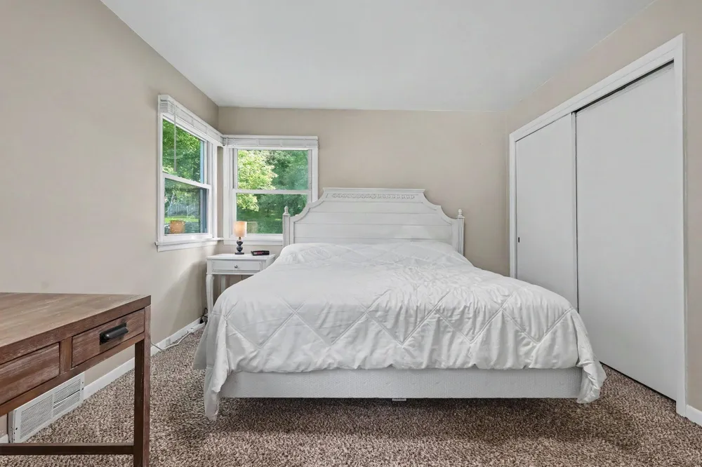 832 Jefferson Street Lowell, MI 49331