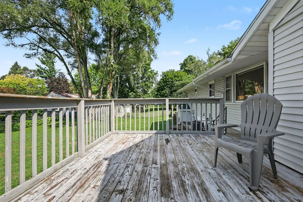 832 Jefferson Street Lowell, MI 49331