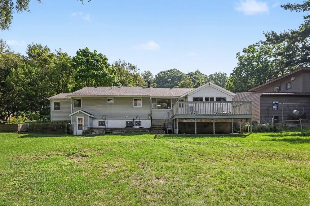 832 Jefferson Street Lowell, MI 49331