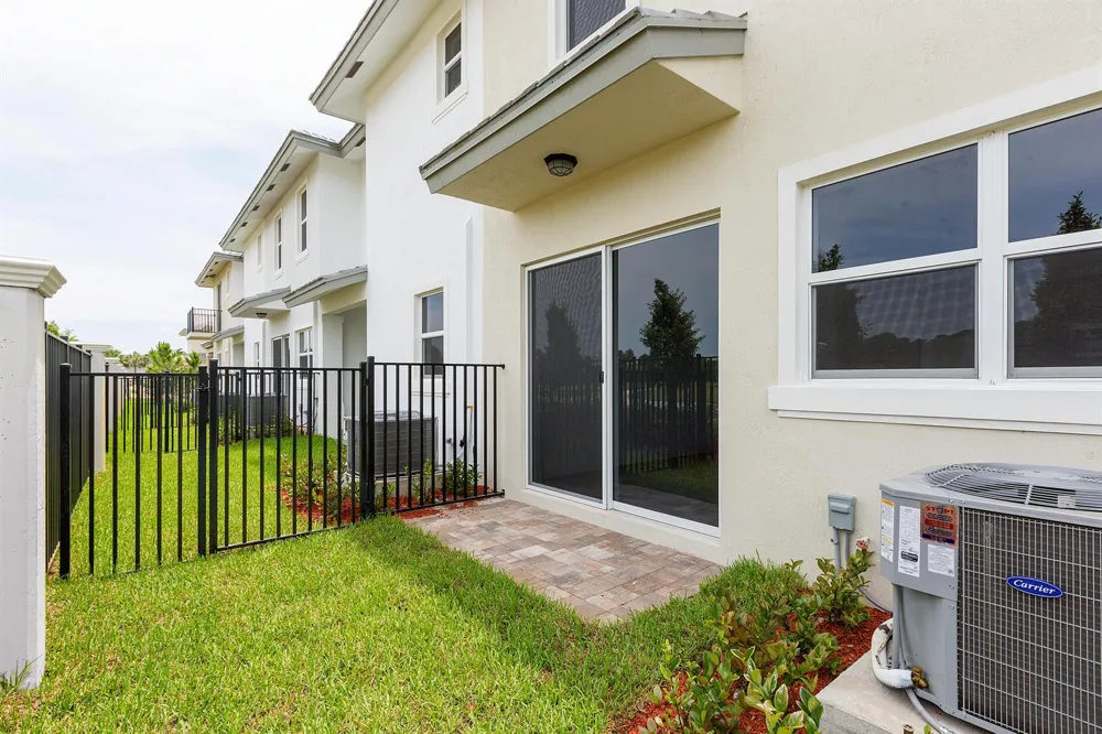 6954 PINES CIRCLE #51 Coconut Creek, FL 33073