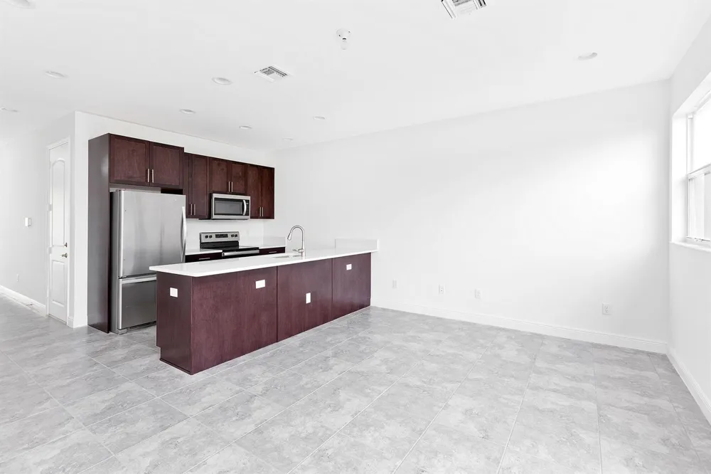6954 PINES CIRCLE #51 Coconut Creek, FL 33073
