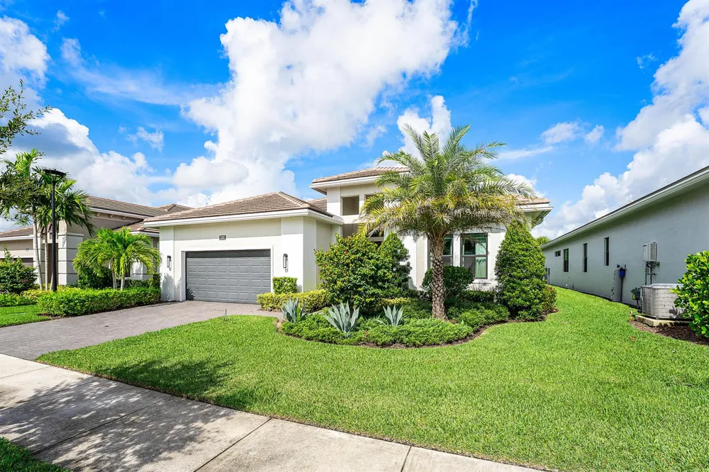 5395 St Vincent Lane Westlake, FL 33470