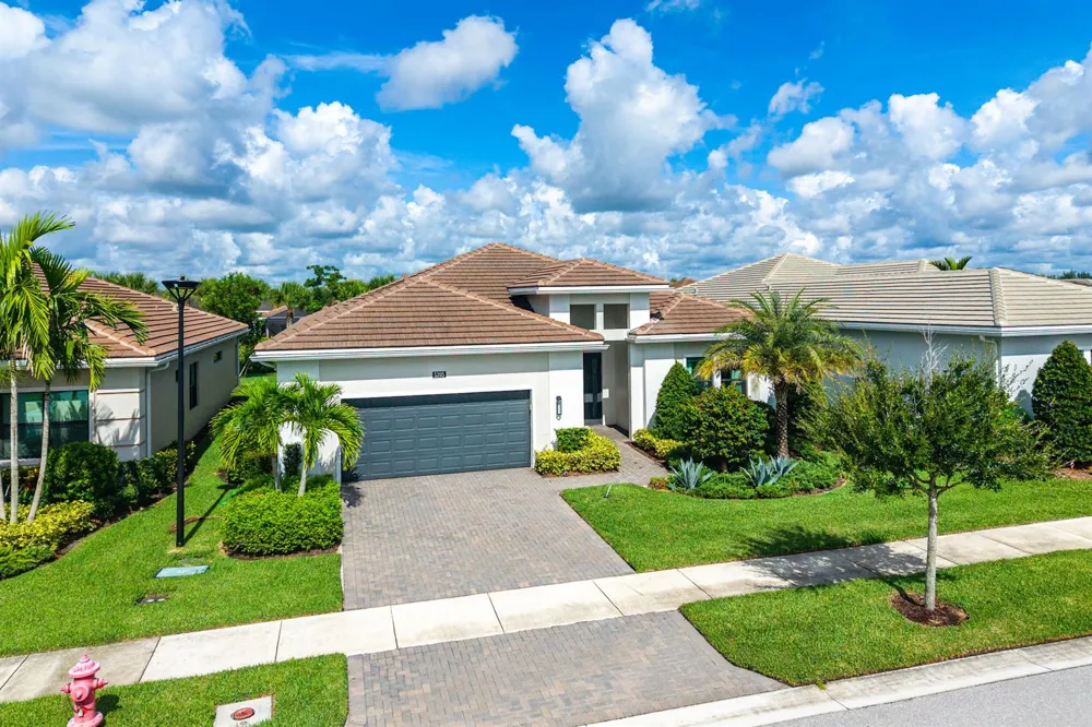 5395 St Vincent Lane Westlake, FL 33470