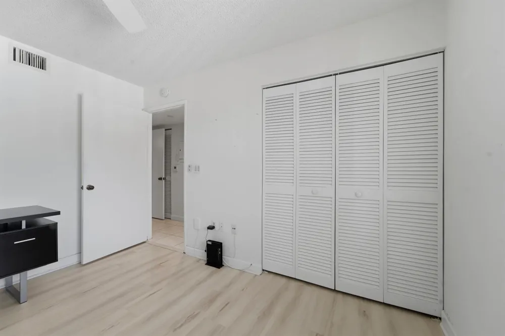 6093 POINTE REGAL CIRCLE #209 Delray Beach, FL 33484