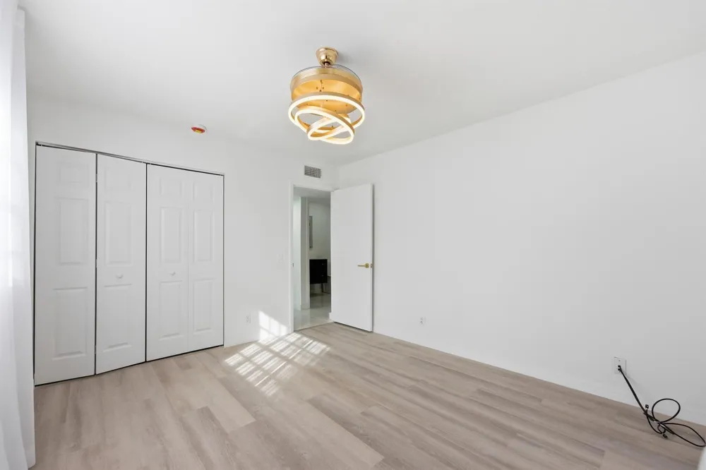 618 Normandy M Delray Beach, FL 33484