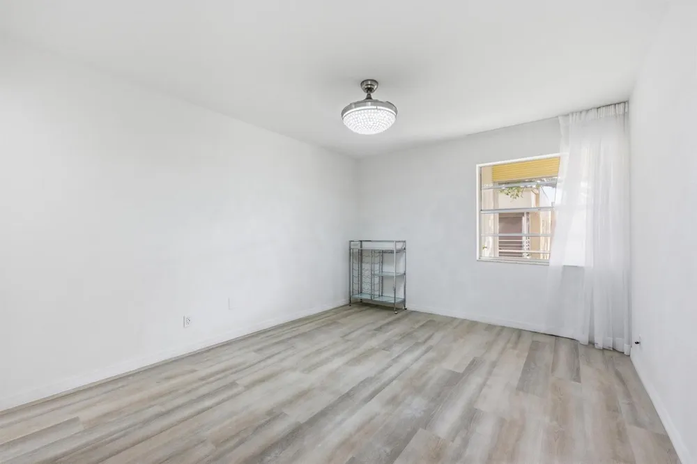 618 Normandy M Delray Beach, FL 33484
