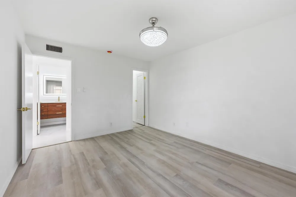 618 Normandy M Delray Beach, FL 33484
