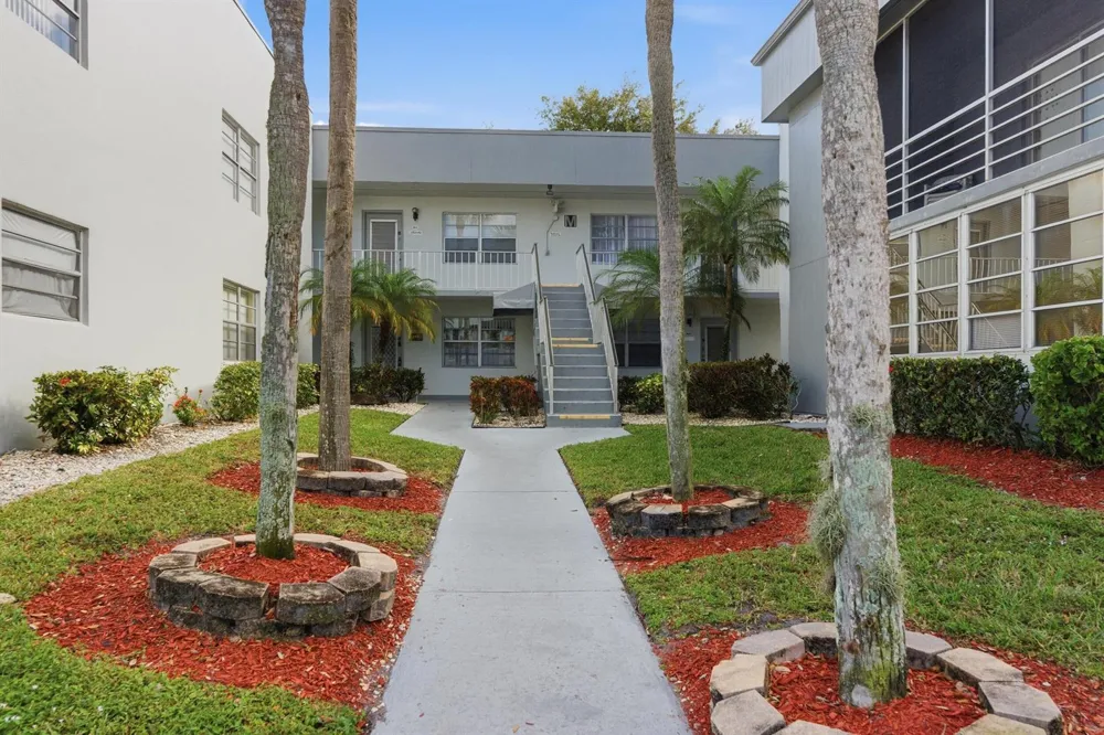 618 Normandy M Delray Beach, FL 33484