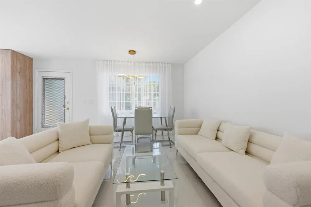 618 Normandy M Delray Beach, FL 33484