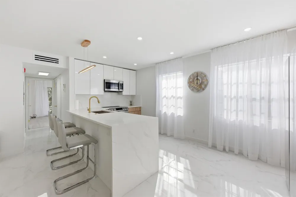 618 Normandy M Delray Beach, FL 33484