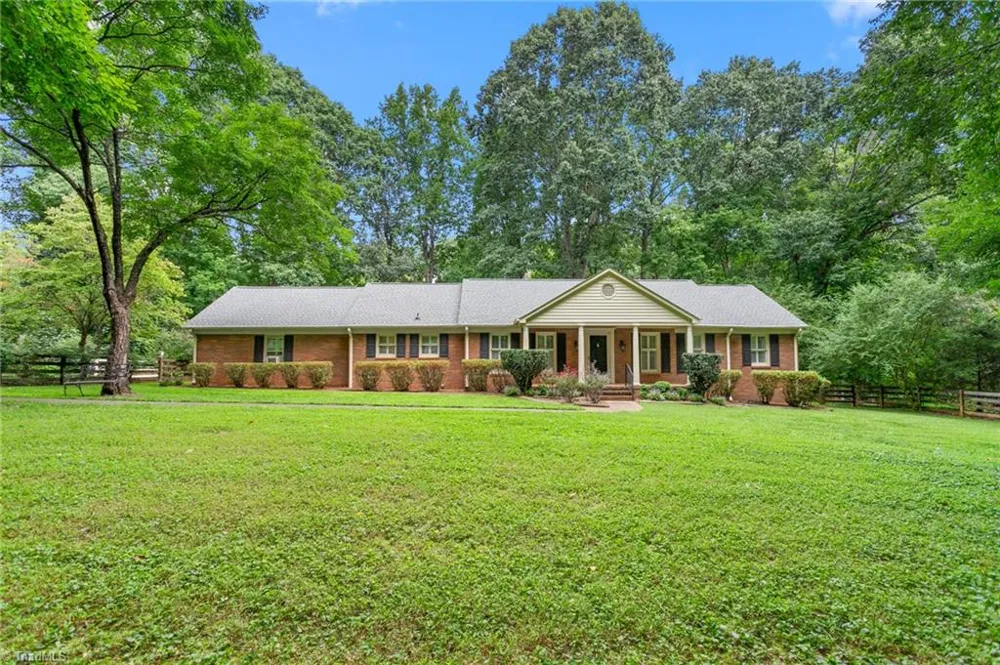 4014 Forest Oaks Lane Mebane, NC 27302