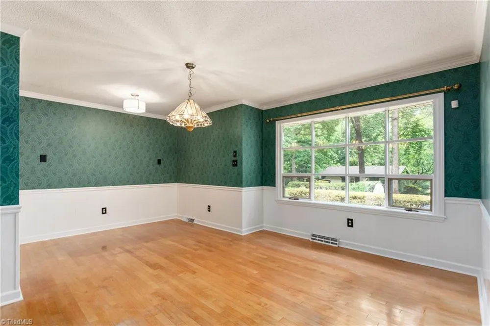 4014 Forest Oaks Lane Mebane, NC 27302