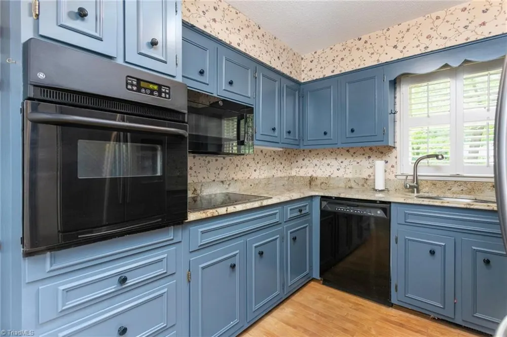 4014 Forest Oaks Lane Mebane, NC 27302