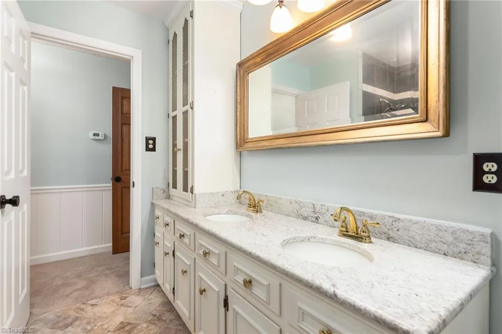 4014 Forest Oaks Lane Mebane, NC 27302