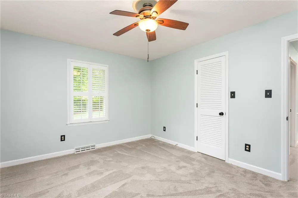 4014 Forest Oaks Lane Mebane, NC 27302