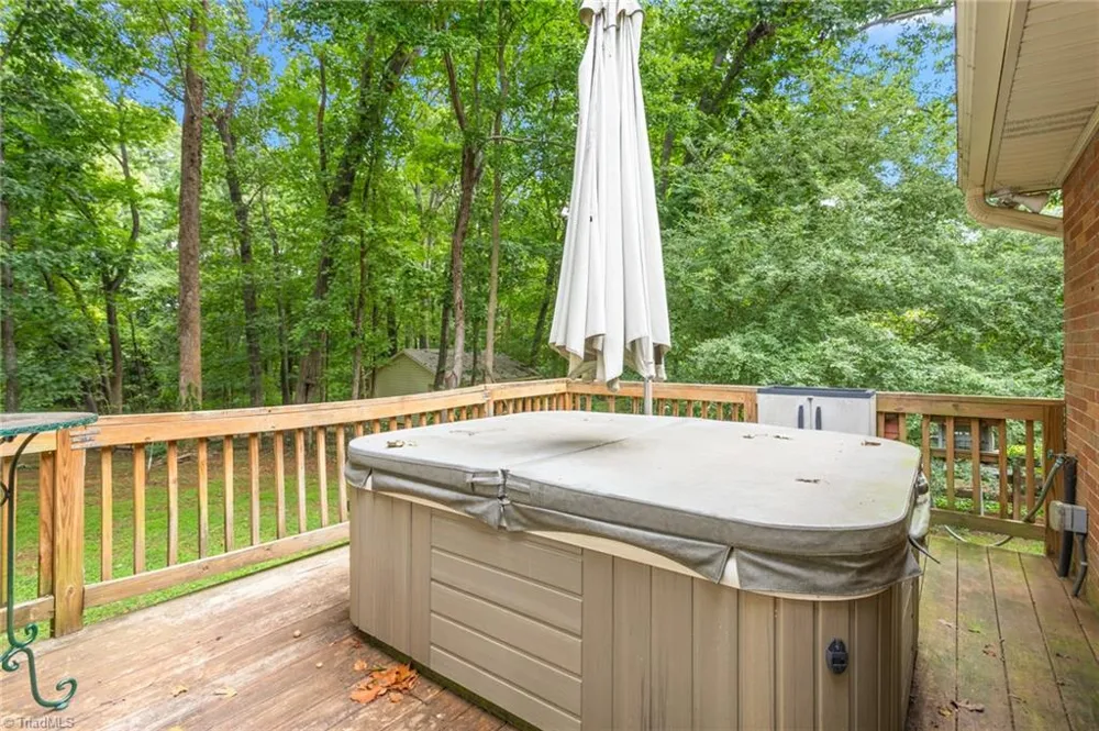 4014 Forest Oaks Lane Mebane, NC 27302
