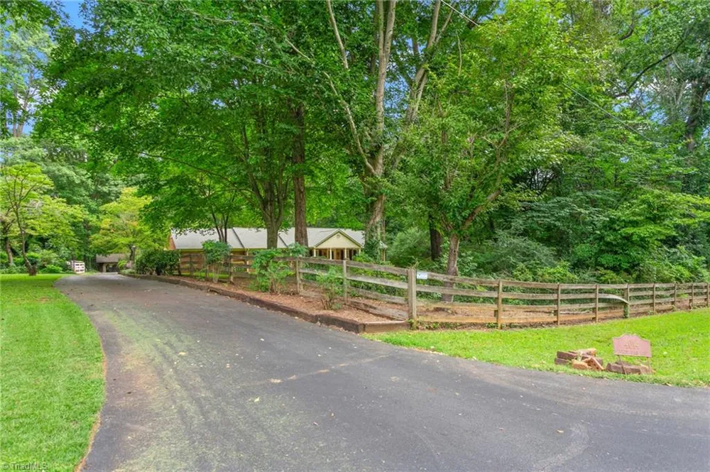4014 Forest Oaks Lane Mebane, NC 27302