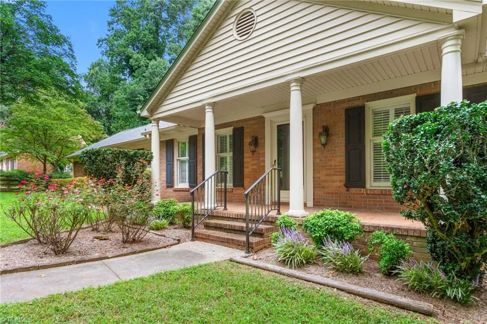 4014 Forest Oaks Lane Mebane, NC 27302