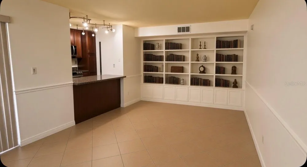 770 VILLAGE LAKE TERRACE #203 St Petersburg, FL 33716