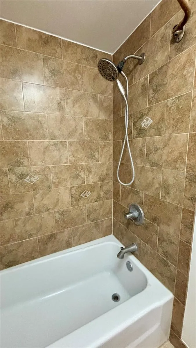 770 VILLAGE LAKE TERRACE #203 St Petersburg, FL 33716