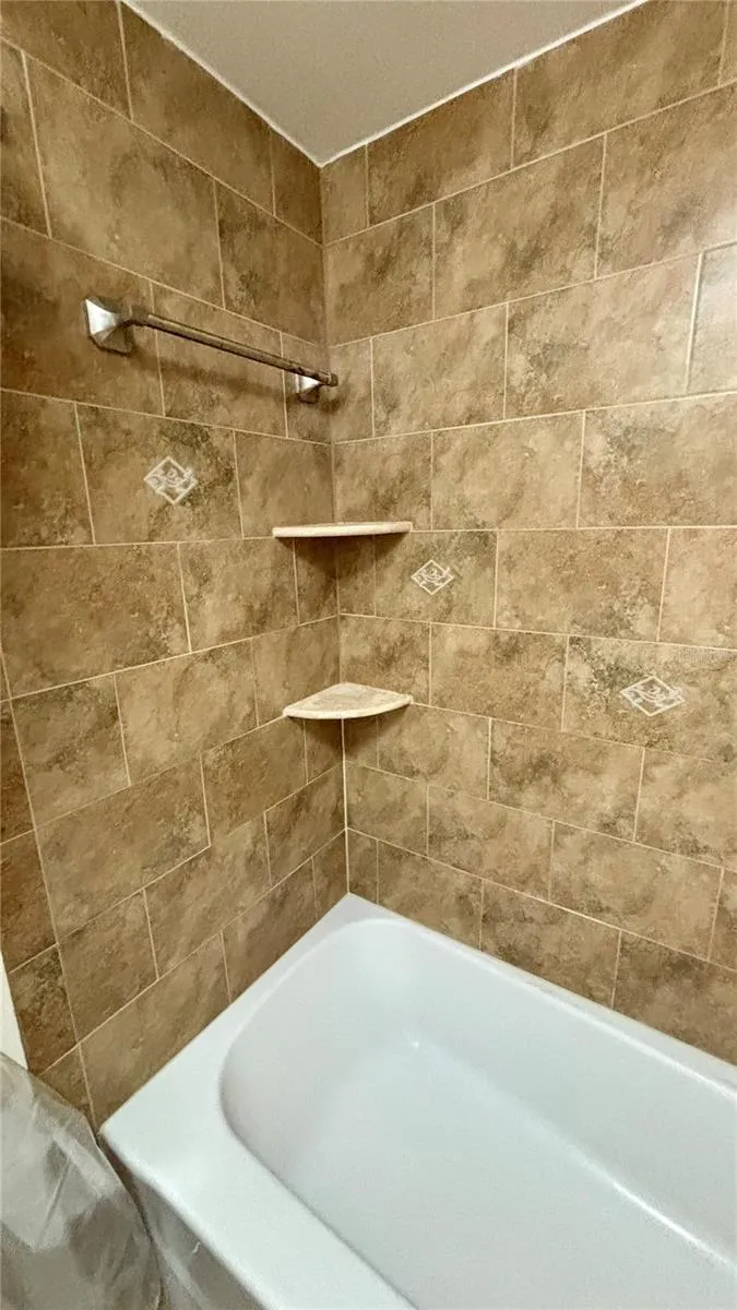 770 VILLAGE LAKE TERRACE #203 St Petersburg, FL 33716