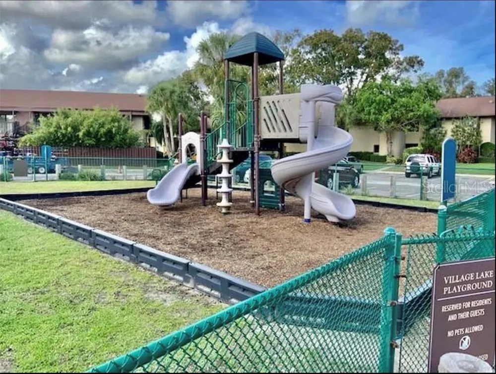 770 VILLAGE LAKE TERRACE #203 St Petersburg, FL 33716