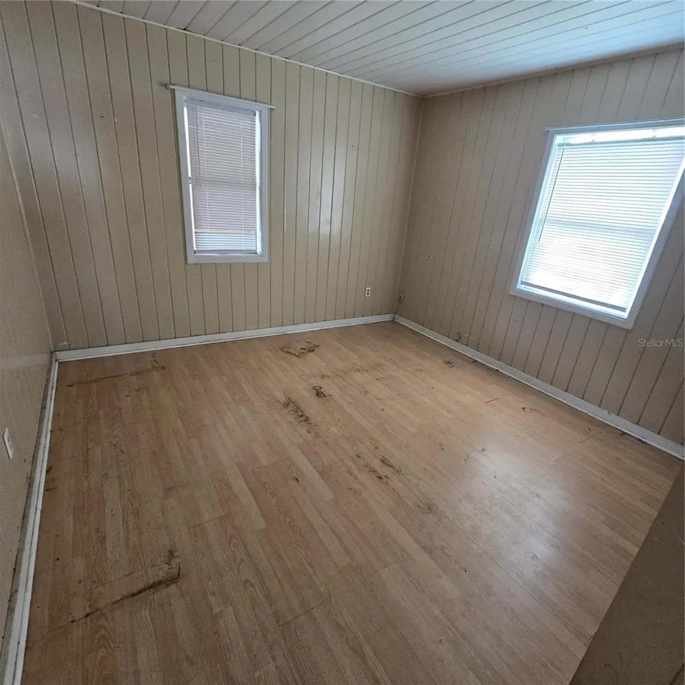 108 E POLK STREET Auburndale, FL 33823