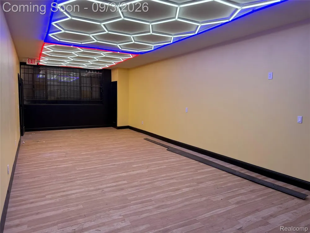 11392 Greenfield Road Detroit City, MI 48227