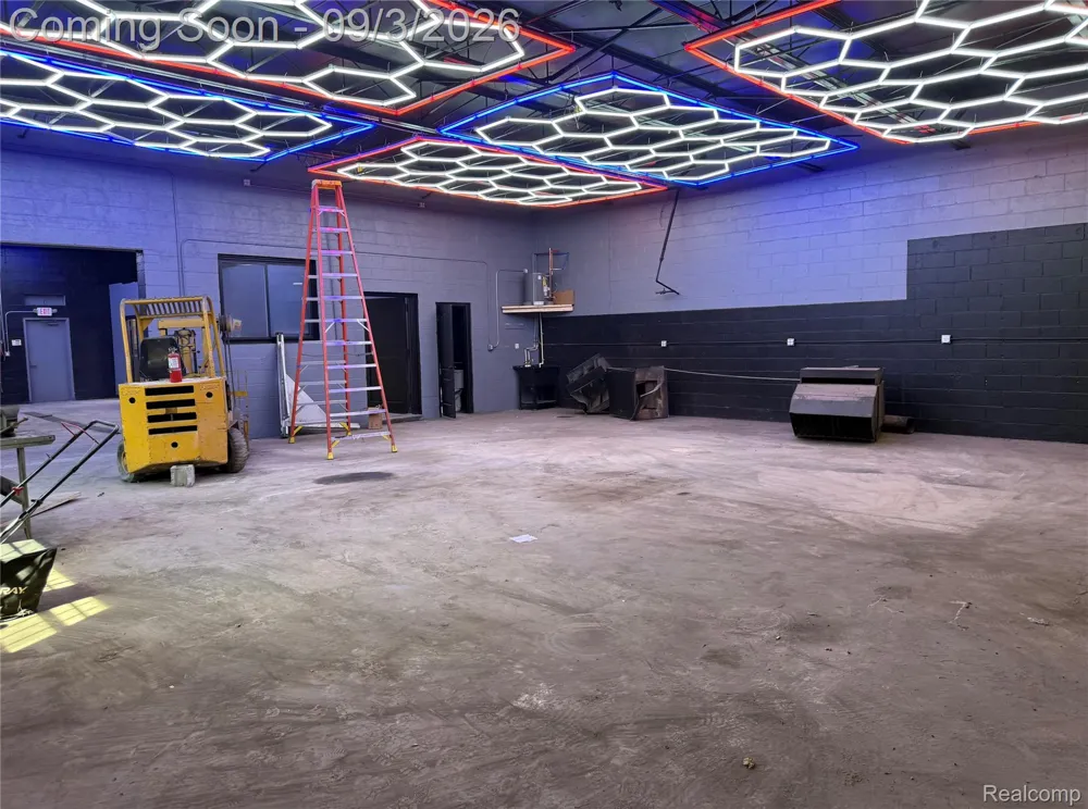 11392 Greenfield Road Detroit City, MI 48227