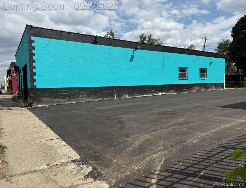11392 Greenfield Road Detroit City, MI 48227