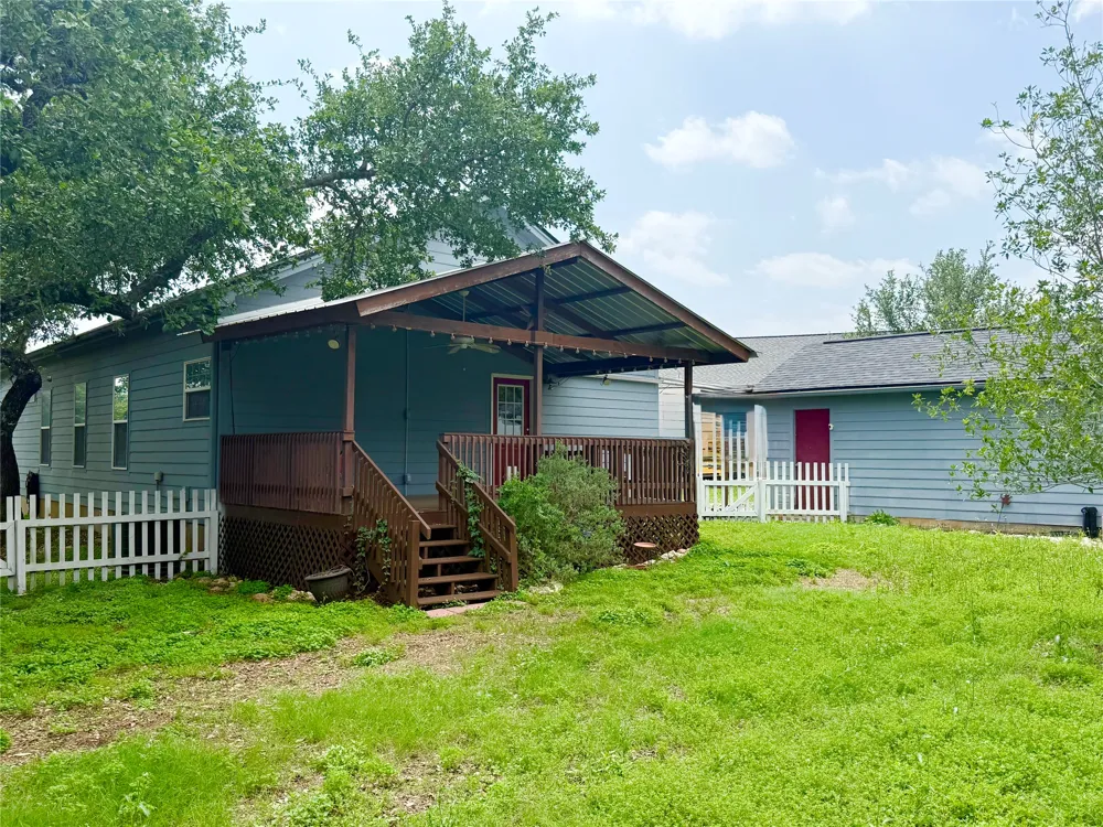289 Heatherwood Drive Driftwood, TX 78619