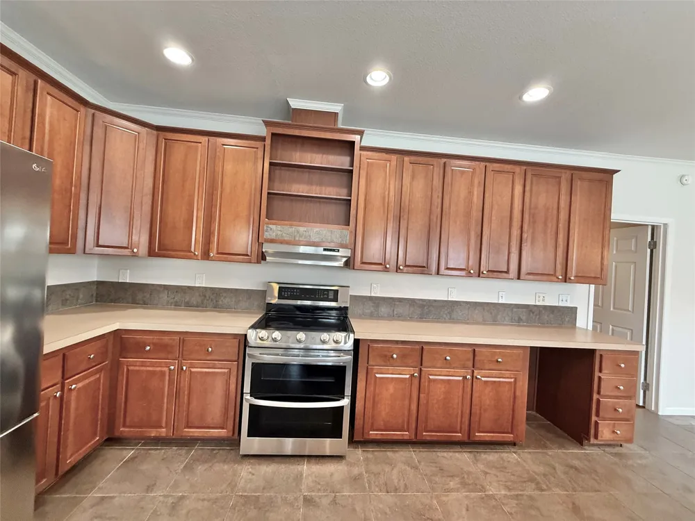289 Heatherwood Drive Driftwood, TX 78619