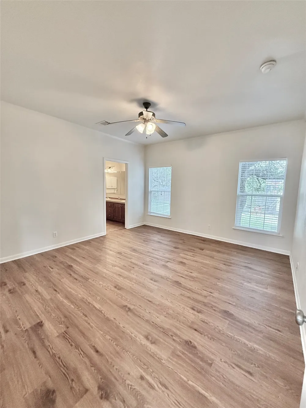 289 Heatherwood Drive Driftwood, TX 78619