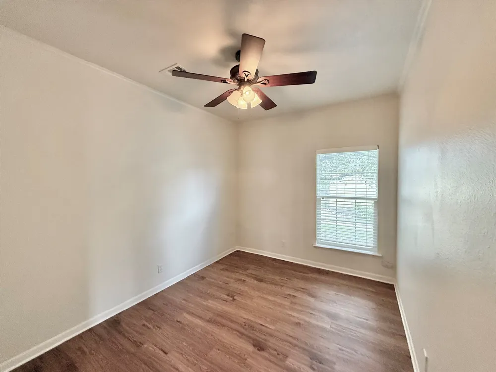 289 Heatherwood Drive Driftwood, TX 78619