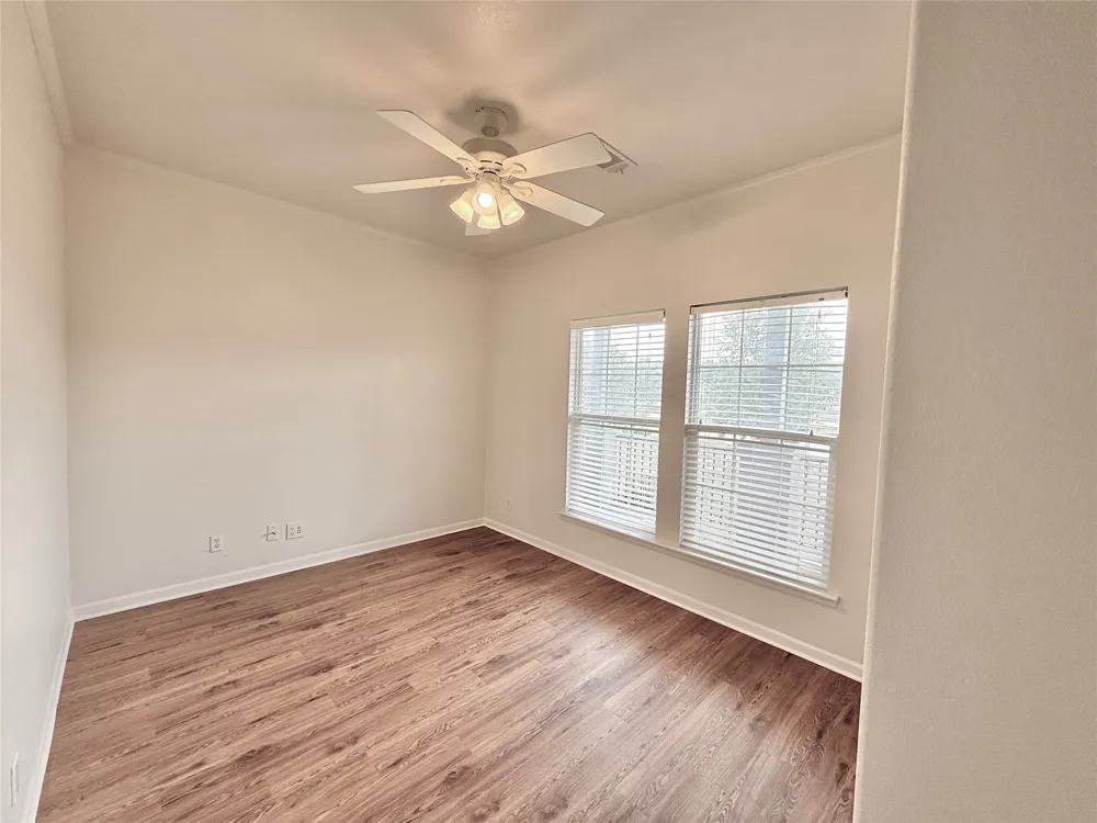 289 Heatherwood Drive Driftwood, TX 78619