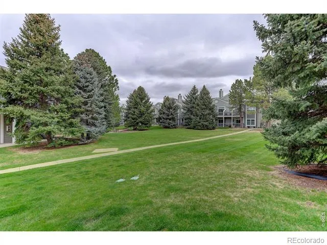 7492 Singing Hills Drive Boulder, CO 80301