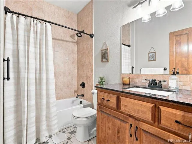765 Grays Peak Lane Berthoud, CO 80513