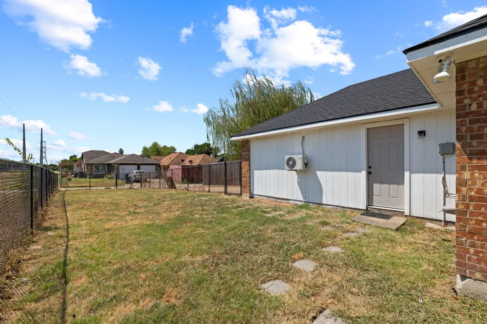 1618 Windmill Lane Mesquite, TX 75149