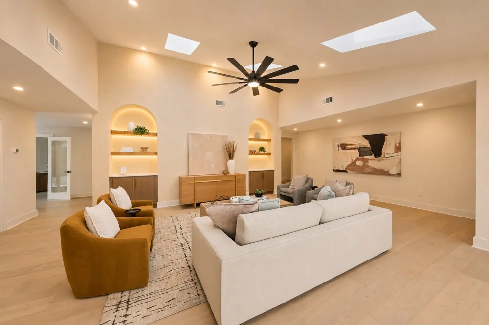 16212 Spring Creek Road Dallas, TX 75248