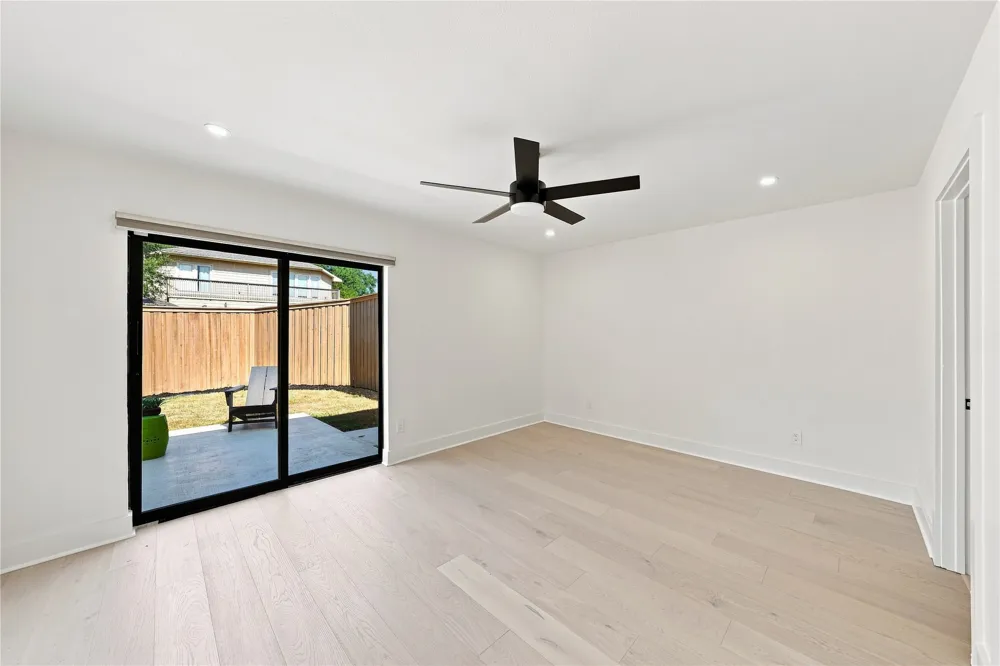 16212 Spring Creek Road Dallas, TX 75248