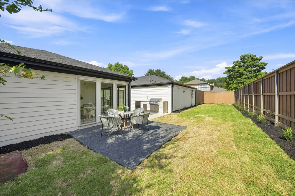 16212 Spring Creek Road Dallas, TX 75248