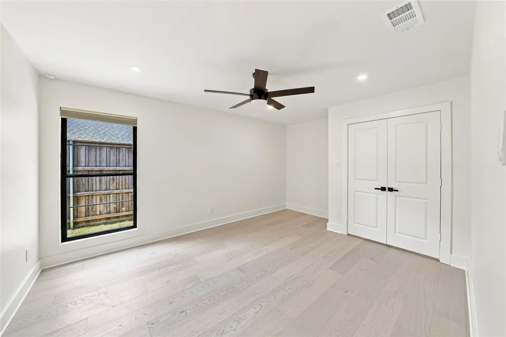 16212 Spring Creek Road Dallas, TX 75248