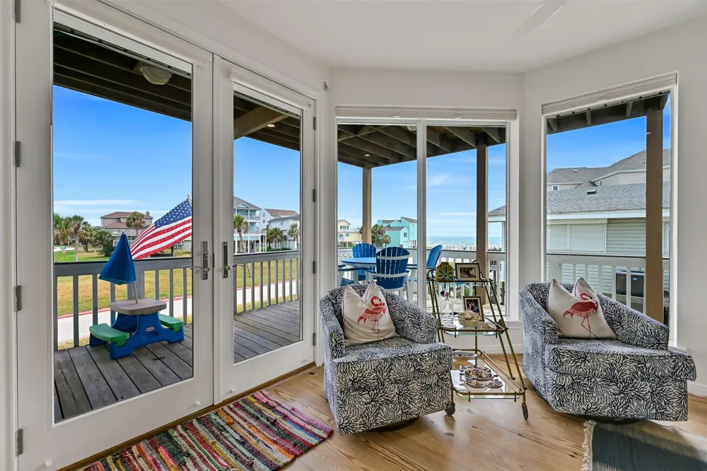 4203 Campeche Court Galveston, TX 77554