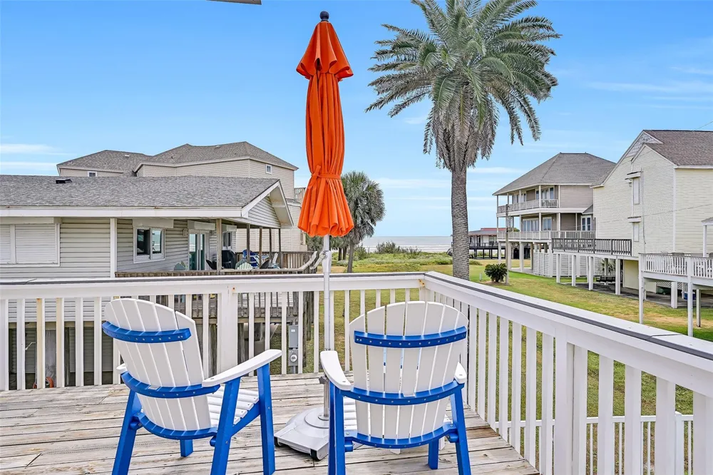 4203 Campeche Court Galveston, TX 77554